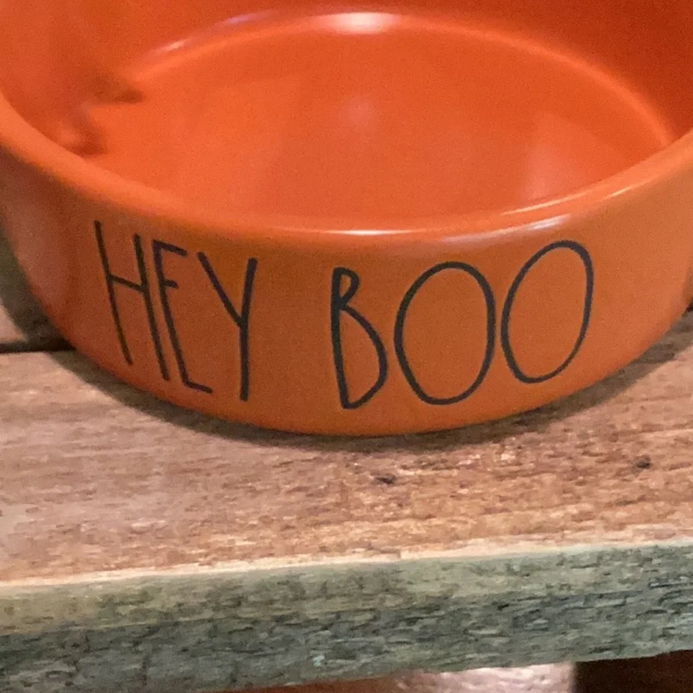 Rae Dunn HEY BOO Halloween Pet Bowl